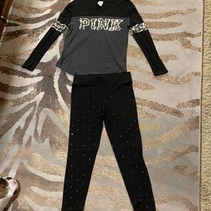 VS Pink outfit